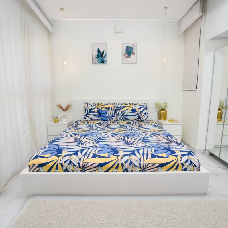 Double Bed Bedsheet with 2 Pillow Covers
